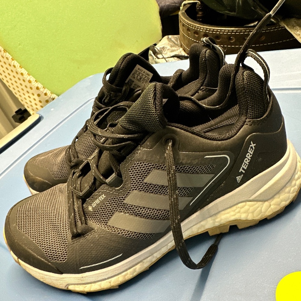 Adidas Terrex Hiking Shoes 6.5 Womens
